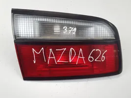Mazda 626 Takaluukun takavalot 