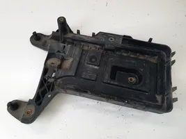 Volkswagen PASSAT B6 Battery tray 