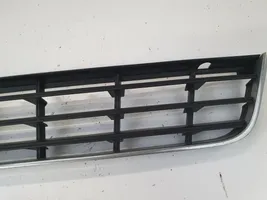 Volkswagen PASSAT B6 Grille inférieure de pare-chocs avant 3C0853677