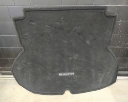 Hyundai Elantra Trunk/boot mat liner 