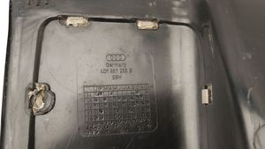 Audi A8 S8 D2 4D Altra parte interiore 