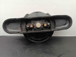 Mercedes-Benz E W211 Subwoofer-bassokaiutin A2118200002