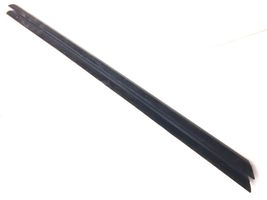 BMW 3 G20 G21 Moulure de vitre de la porte avant 7407420