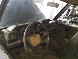Toyota Land Cruiser (FJ80) Armaturenbrett Cockpit 