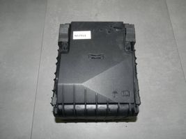 Volkswagen Eos Fuse box cover 1K0937132F