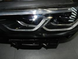 BMW 8 G15 Lampa przednia 8739583