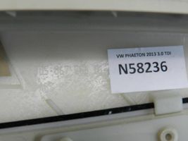 Volkswagen Phaeton Takaoven verhoilu 3B5867286D