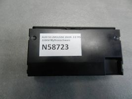 Audi A3 8Y Gniazdo / Złącze USB 82A035736A