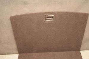 Volkswagen Touareg II Doublure de coffre arrière, tapis de sol 7P6863546