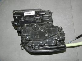 BMW 7 G11 G12 Cerradura de puerta trasera 2581869