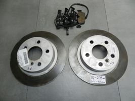 BMW 2 F46 Tarcza hamulca tylnego 6799367