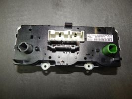 Audi Q3 8U Climate control unit 8U0820047C