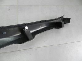 Audi A5 Sportback 8TA Takaoven kynnyksen suojalista 8T8867767A