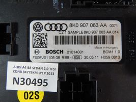 Audi A4 S4 B8 8K Mukavuusmoduuli 8K0907063AA