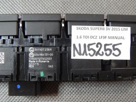 Skoda Superb B8 (3V) Inne przełączniki i przyciski 3V1927238R