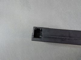 Audi S5 Facelift AUX in-socket connector 8W0035726