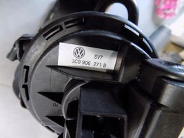 Volkswagen PASSAT CC Serbatoio a carbone attivo per il recupero vapori carburante 3C0201797E