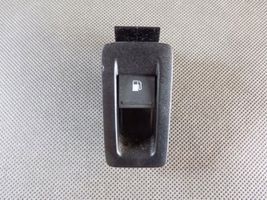 Volkswagen Touran II Fuel tank opening switch 