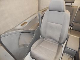 Volkswagen Tiguan Juego interior 