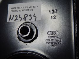 Audi RS5 Muu korin osa 8F0871577B