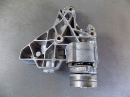Volkswagen Touran II Generator/alternator bracket 