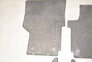 Volkswagen Amarok Set di tappetini per auto 2H0061501