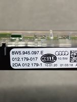 Audi A4 S4 B9 8W Luce d’arresto centrale/supplementare 8W5945097E