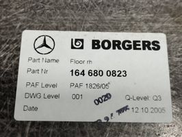 Mercedes-Benz ML W164 Osłona środkowa podwozia A1646800823