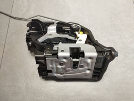 BMW X1 F48 F49 Etuoven lukko 7281940