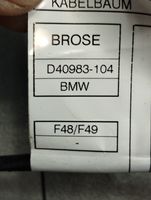 BMW X1 F48 F49 Rygiel zamka klapy tylnej / bagażnika 7374006