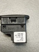 Volkswagen Golf VII Przycisk alarmu 5G0962109