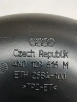 Audi A8 S8 D5 Rura / Wąż dolotowy powietrza 4N0129616M