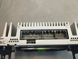 Hyundai ix35 Amplificatore 963702Y000