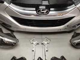 Hyundai ix35 Priekio detalių komplektas 