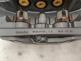 Audi RS6 C7 Étrier de frein avant 4H0615107D