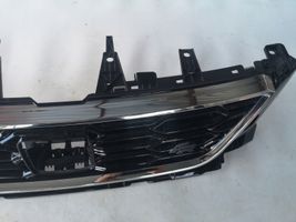 Seat Ateca Maskownica / Grill / Atrapa górna chłodnicy 575853654E