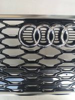 Audi Q3 F3 Griglia superiore del radiatore paraurti anteriore 83A853651B