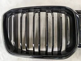 BMW X3M F97 Grille calandre supérieure de pare-chocs avant 9501170