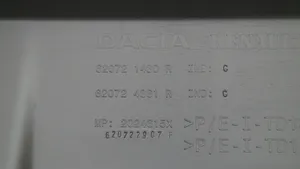 Dacia Duster II Modanatura separatore del paraurti anteriore 