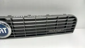 Fiat Grande Punto Atrapa chłodnicy / Grill 