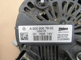 Mercedes-Benz SLK R172 Alternator A0009067902