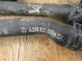 Mercedes-Benz SL R230 Tubo flessibile del liquido di raffreddamento del motore A2308320594