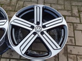 Volkswagen Golf VII Felgi aluminiowe R19 VWCADIZ