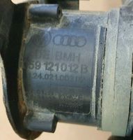 Volkswagen Amarok Водяной насос 059121012B