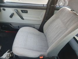 Volkswagen Jetta II Juego del asiento 165885375