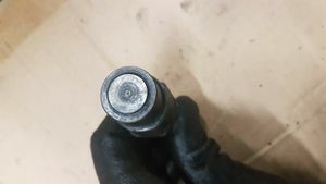 Volkswagen Caddy Fuel injector 068130201P