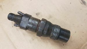 Volkswagen Caddy Fuel injector 068130201P