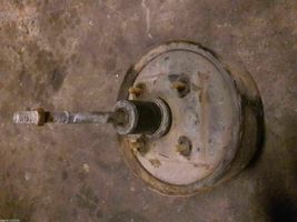 Volkswagen Jetta I Brake booster 171