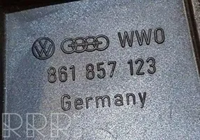 Volkswagen Golf I Daiktadėžės (bordačioko) dangtis 861857123