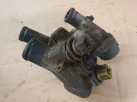 Volkswagen Golf III Termostat / Obudowa termostatu 021121133D